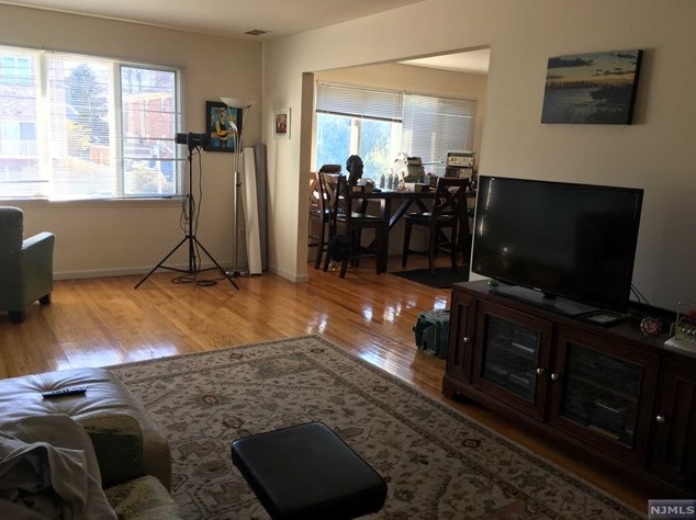 1539 Anderson Ave #1, West Fort Lee, NJ 07024