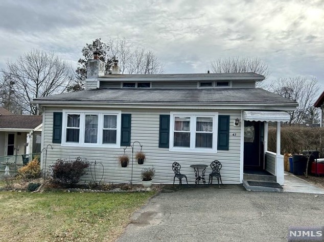 47 Chesapeake Ave, Lake Hiawatha, NJ 07034-2309