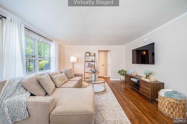 56 Clark Ct, Rutherford, NJ 07070