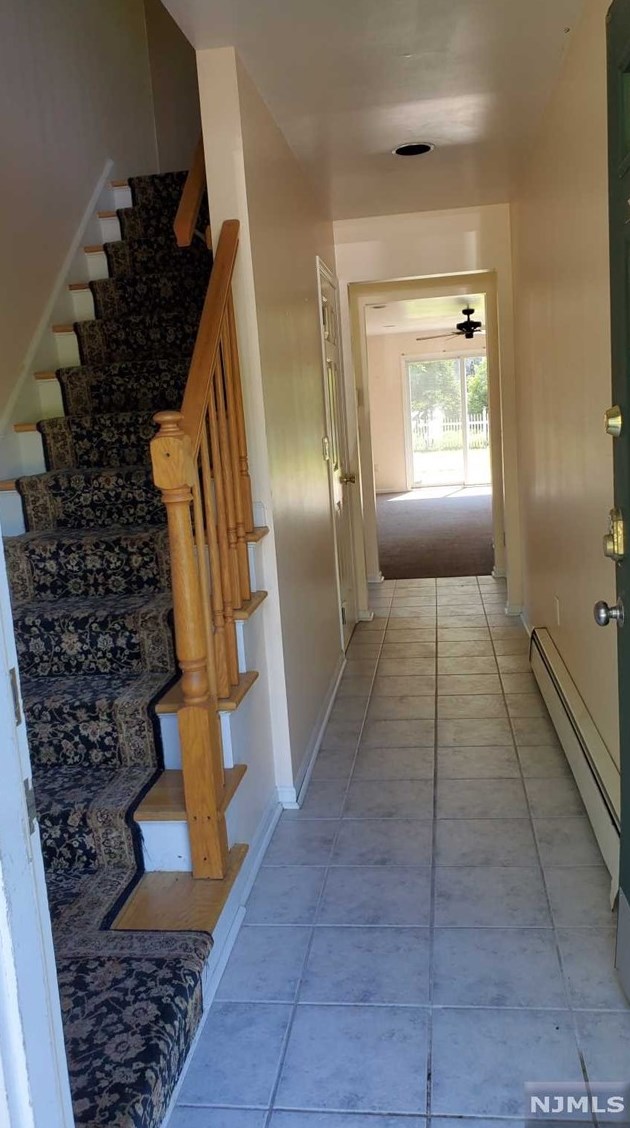 165 Summit Ave, N Milford, NJ 07646
