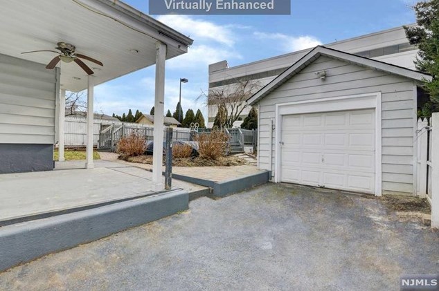 12 Locust St, Elmwood Park NJ  07407-1327 exterior