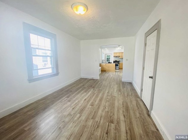 40 Lewis Pl, Paterson NJ  07512-2647 exterior