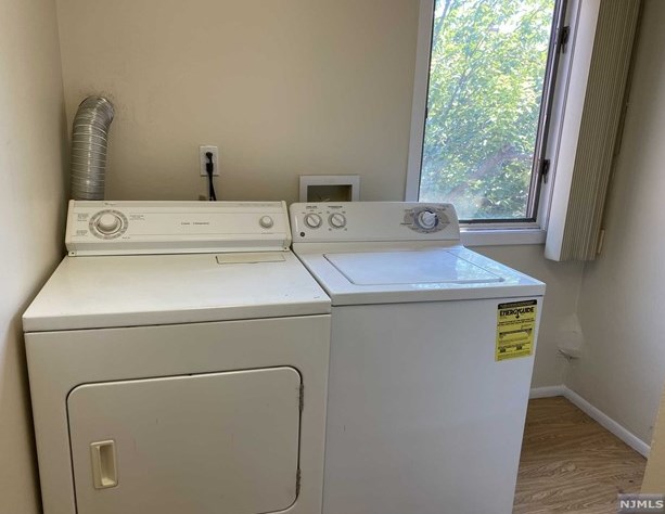 2427 5th St, West Fort Lee NJ  07024-7811 exterior