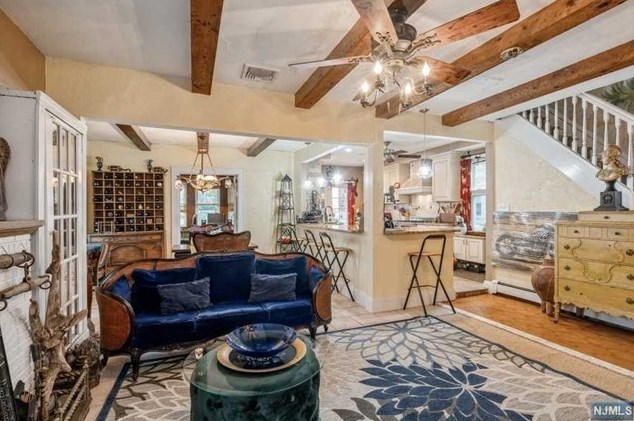 208 Jackson Ave, Rutherford NJ  07070-1817 exterior