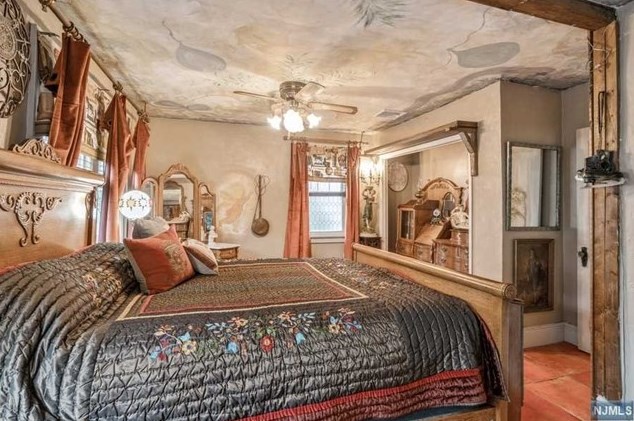 208 Jackson Ave, Rutherford NJ  07070-1817 exterior