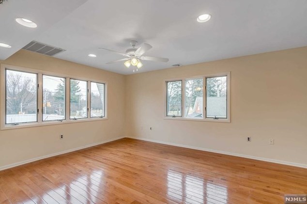 9 W Allendale Ave #2nd Floor, Allendale, NJ 07401