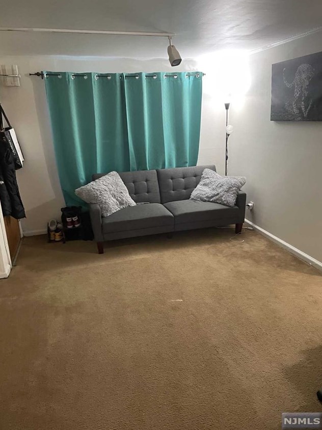 148 Vanderburgh Ave #a, Rutherford, NJ 07070