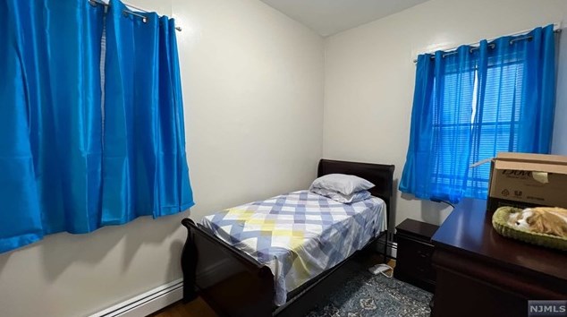 45 Park Ave, Newark NJ  07104-1043 exterior