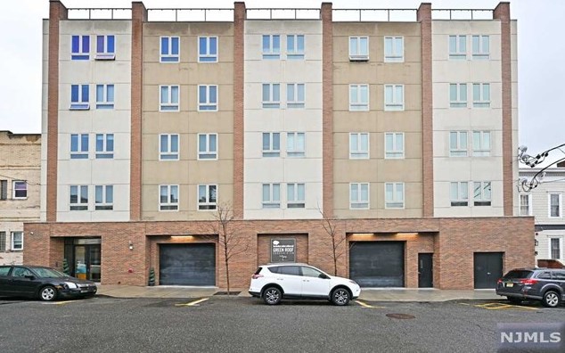 62 69th St #503, West New York, NJ 07093