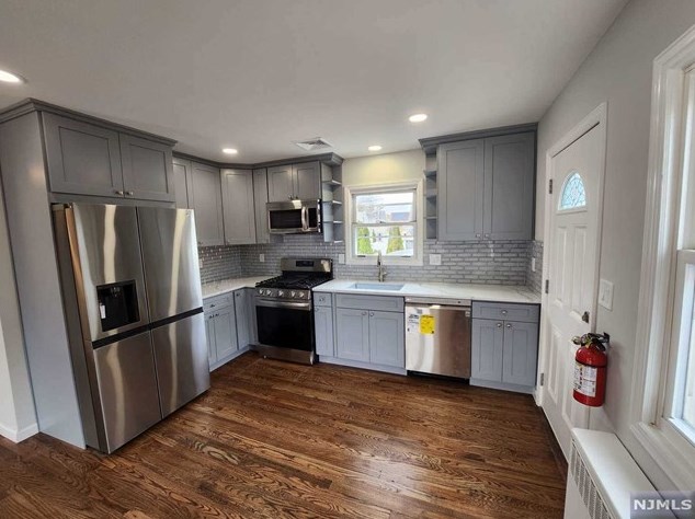 23 Westminster Pl, Saddle Brook, NJ 07663-6001