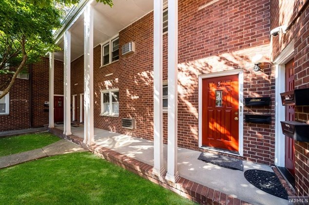 721 Broad Ave #5a, Ridgefield, NJ 07657