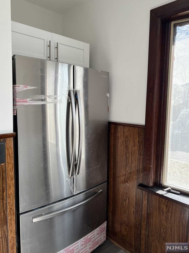 44 Hickory Ave, Bergenfield NJ  07621-4608 exterior