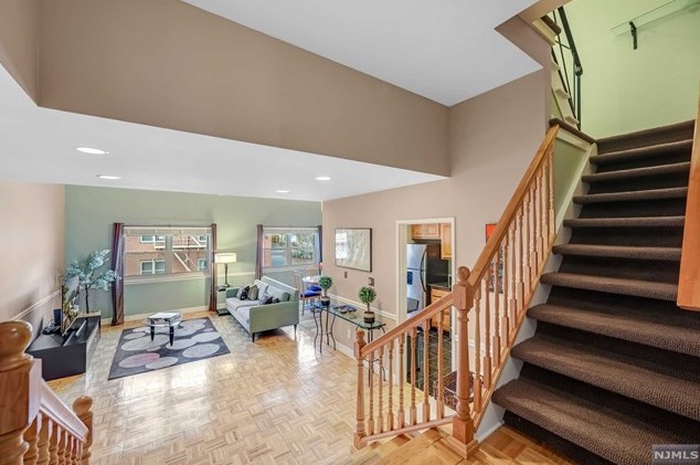 361 Claremont Ave #8, Montclair, NJ 07042