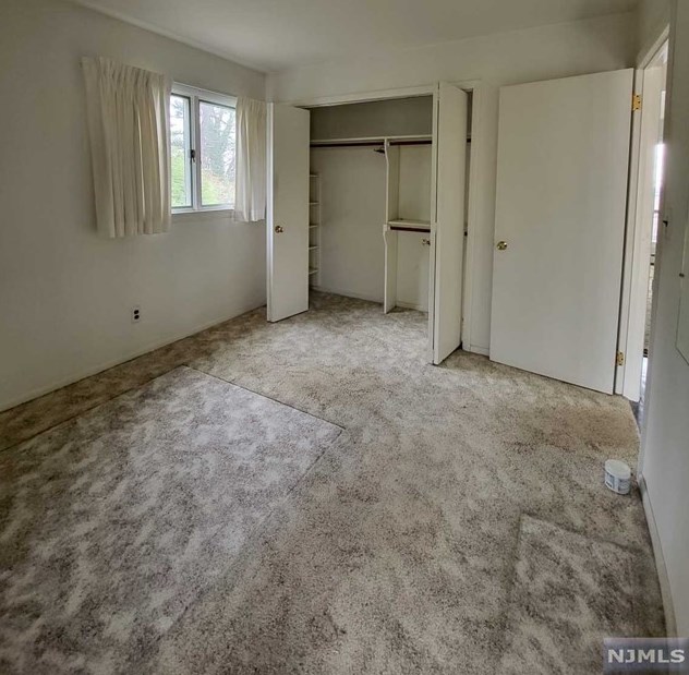 111 Hillcrest Ave, Paterson, NJ 07506