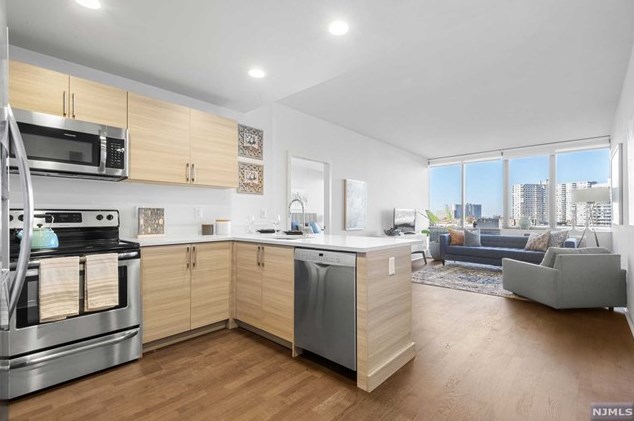 2030 Hudson St #510, West Fort Lee, NJ 07024