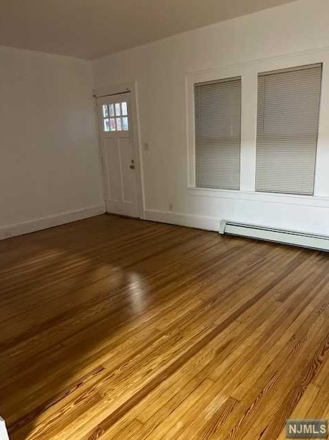 14 Overlook Ave, Paterson, NJ 07508