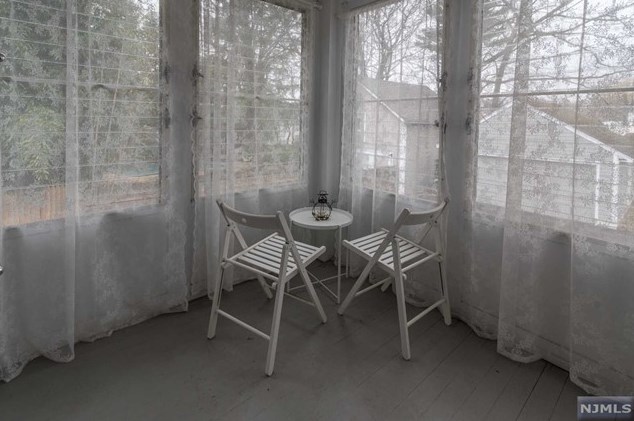 39 Rea Ave, Midland Pk NJ 07432-1930 exterior