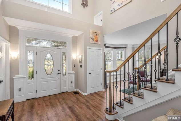 134 Arthur Ct, Mahwah, NJ 07430