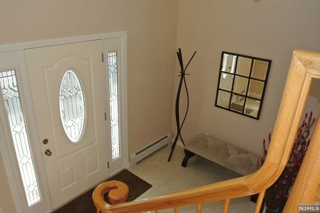 170 Rowland Ave, Clifton, NJ 07012