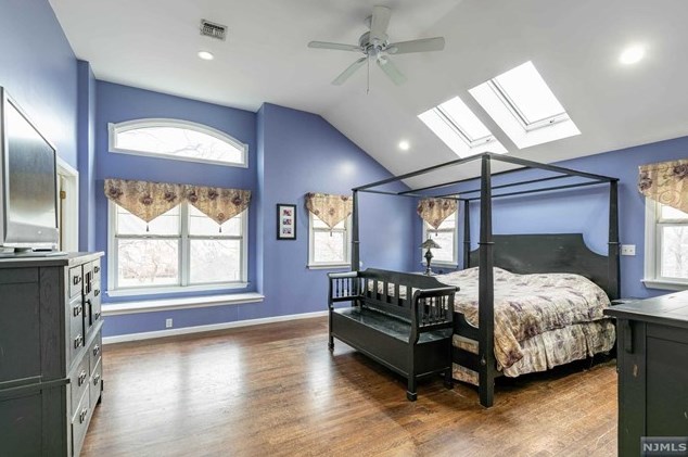 118 Washington Ave, Rutherford NJ  07070-1509 exterior