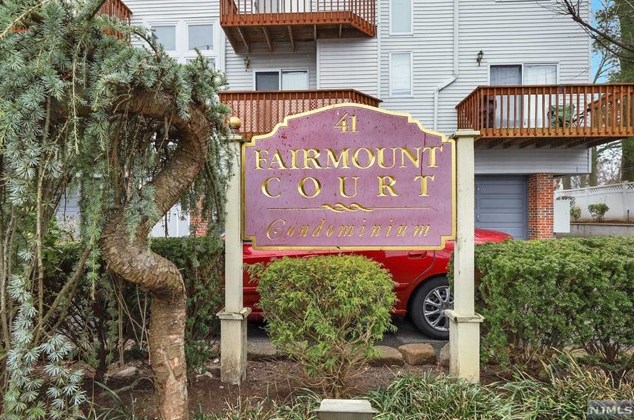 41 Fairmount Ave, Hackensack NJ  07601-4746 exterior