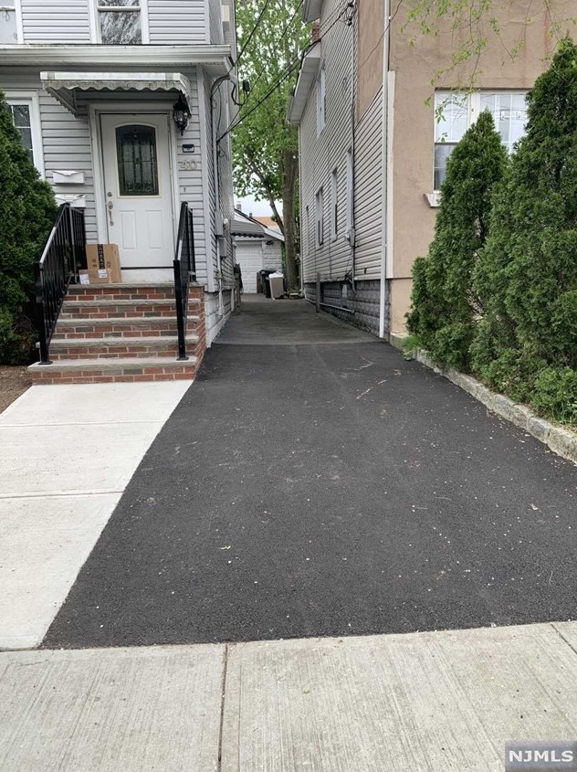 40 York Rd #1st Floor, North Arlington, NJ 07031