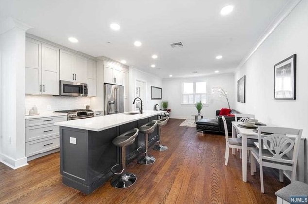 139 Sherman Pl #403, Jersey City, NJ 07307