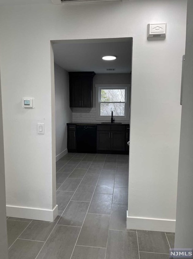 321 Travers Pl #2, Lyndhurst, NJ 07071