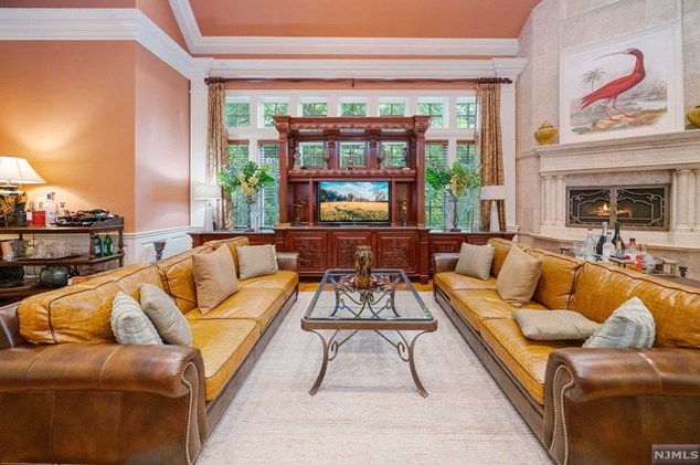 181 Montross Ave, Rutherford NJ  07070-1610 exterior