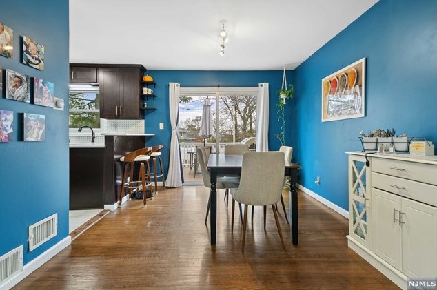 397 Feronia Way, Rutherford NJ  07070-2853 exterior