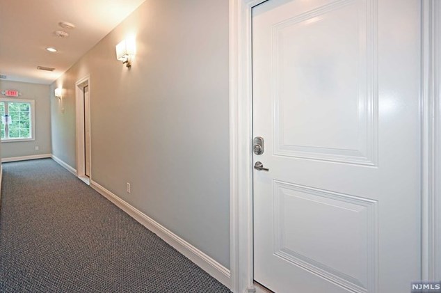 184 Godwin Ave #2, Midland Pk, NJ 07432