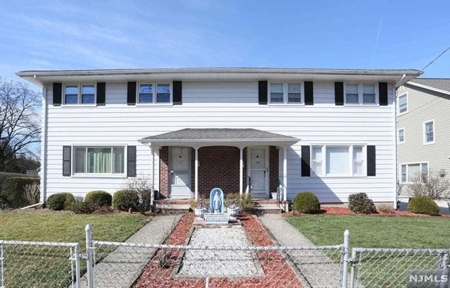 12 Maple Ave, Waldwick, NJ 07463