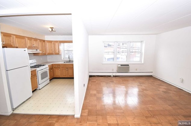 25 Jefferson St #2g, Hackensack, NJ 07601