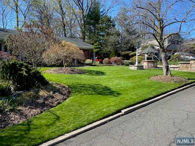 70 Ann Terrace, Park Ridge, NJ 07656