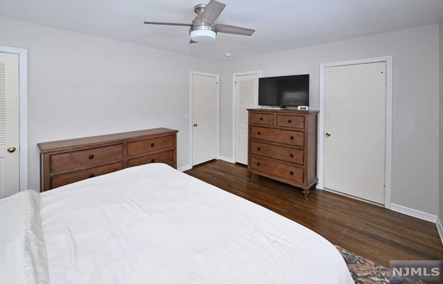 96 Greenbrook Pl, Park Ridge NJ  07656-1846 exterior