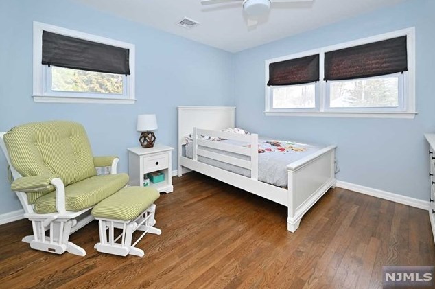 96 Greenbrook Pl, Park Ridge NJ  07656-1846 exterior