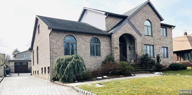 26 Madison Ave, Hasbrouck Heights, NJ 07604