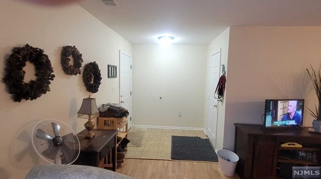 2031 Charles Ct, Mahwah, NJ 07430