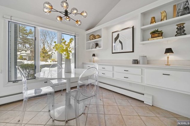 461 Tenafly Rd, Englewood NJ  07631-1785 exterior