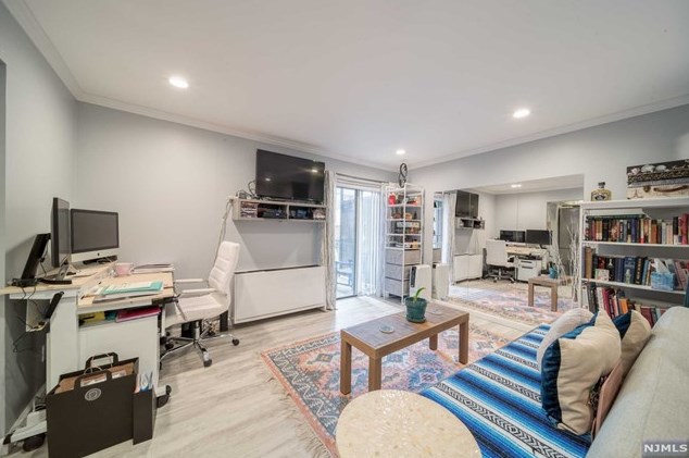 1111 River Rd #g4, Edgewater, NJ 07020