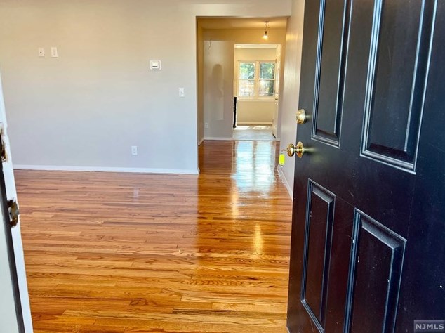 20 Rosol Ln #23, Saddle Brook, NJ 07663