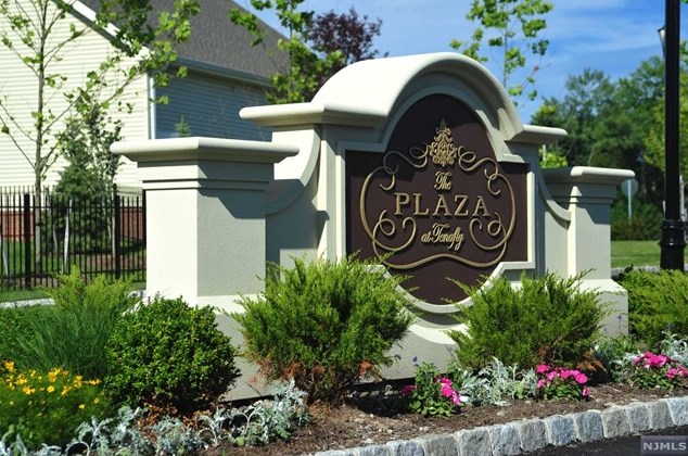 3113 The Plaza #3113, Tenafly, NJ 07670