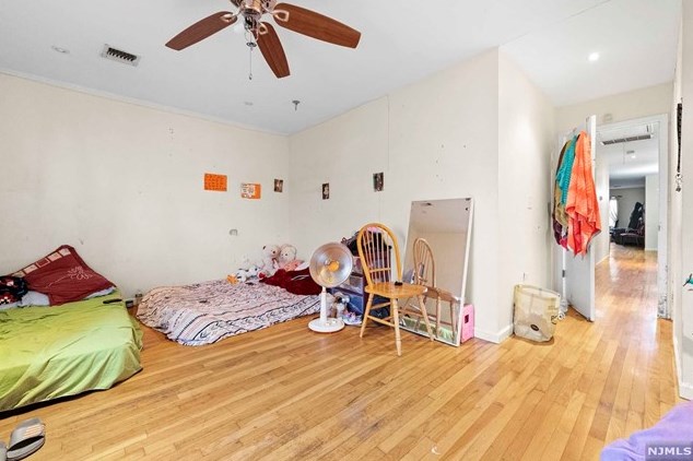 785 Ridge St, Newark NJ  07104-2325 exterior