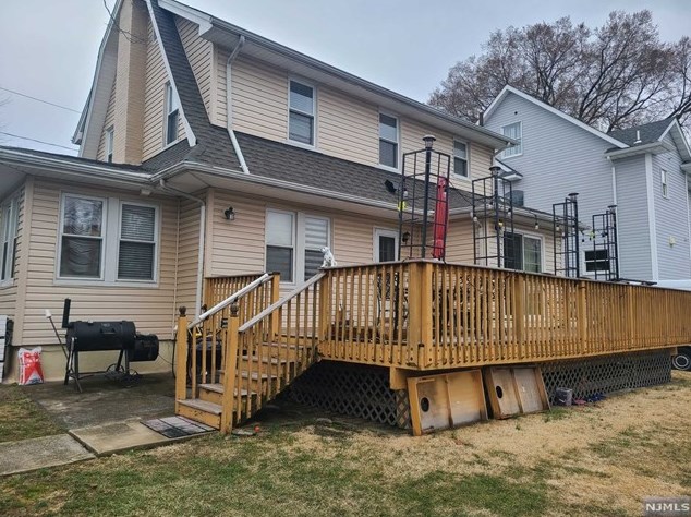 136 Oakwood Ave, Bogota, NJ 07603