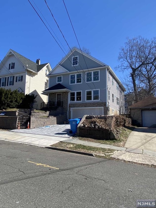 61 Sylvan St #b, Rutherford, NJ 07070
