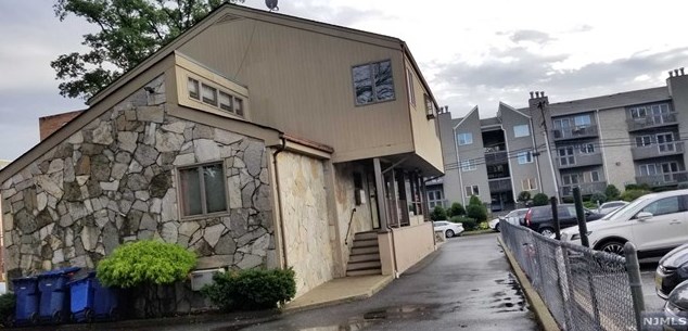 16 Jefferson St #2b, Hackensack, NJ 07601