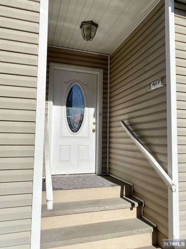 432 Highland Ave #unit 2, Palisades Park, NJ 07650