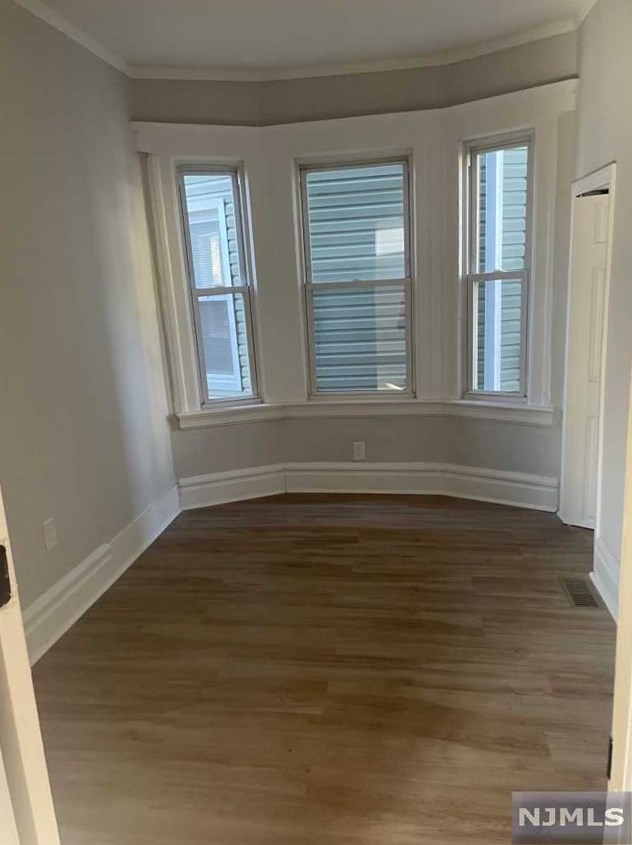377 N Grove St, East Orange, NJ 07017