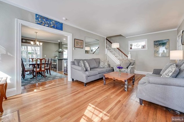 198 Elder Ave, Bergenfield NJ  07621-1112 exterior