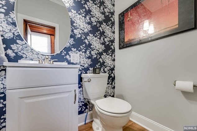 198 Elder Ave, Bergenfield NJ  07621-1112 exterior